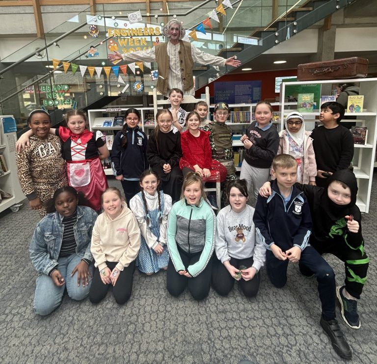 2nd Class -Visit to the Library for BFG event